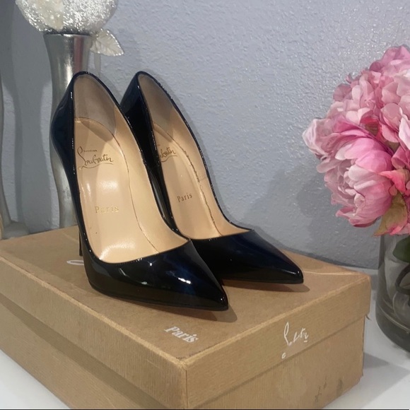Christian Louboutin - Picture 2 of 8